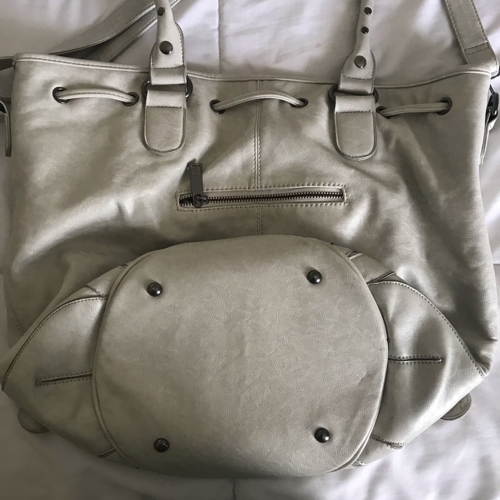 Purse - Picture 4 of 4
